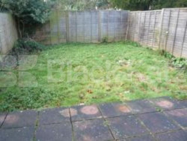 			2 Bedroom, 1 bath, 1 reception Flat			 Eastern Road, MUSWELL HILL