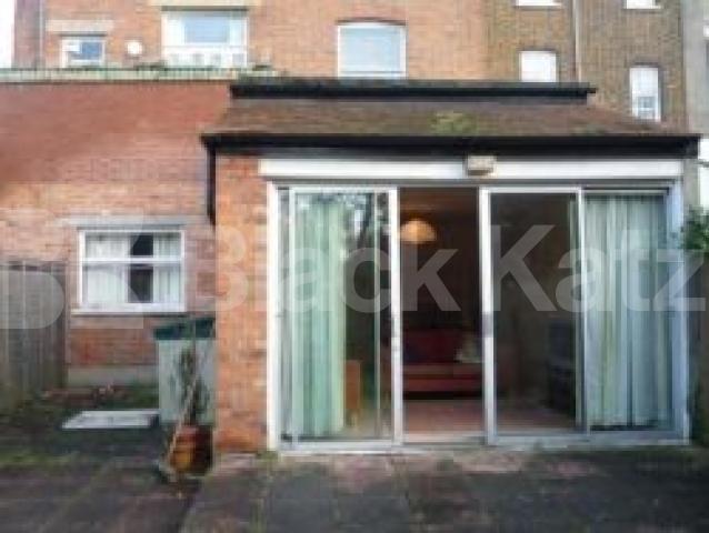 			2 Bedroom, 1 bath, 1 reception Flat			 Eastern Road, MUSWELL HILL