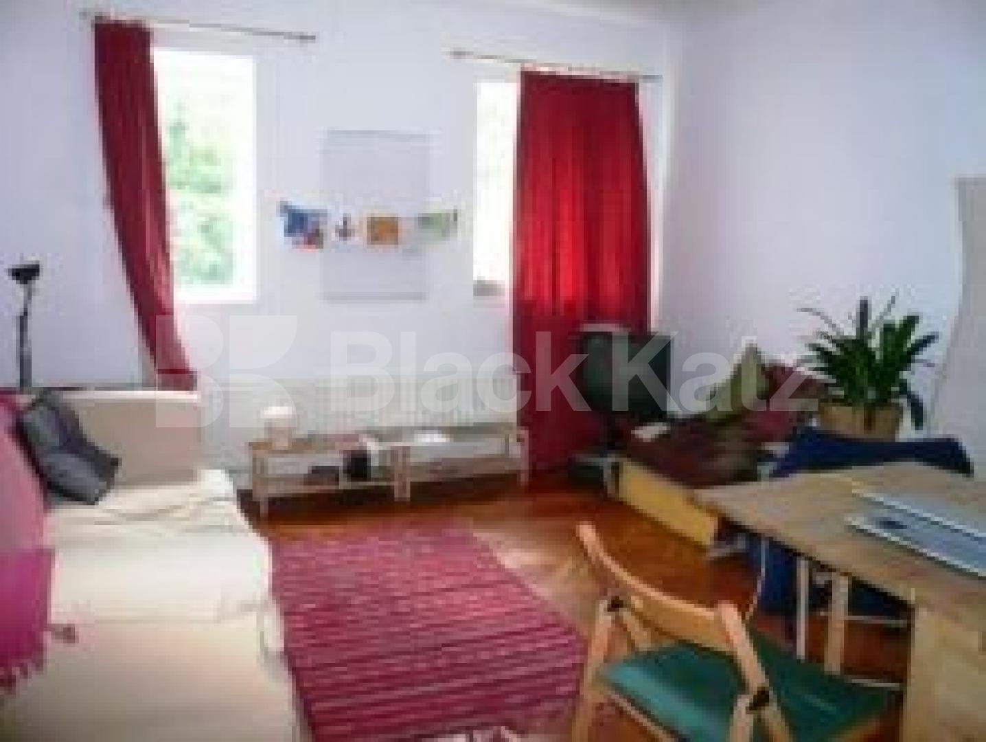 			1 Bedroom, 1 bath, 1 reception Flat			 New End, HAMPSTEAD