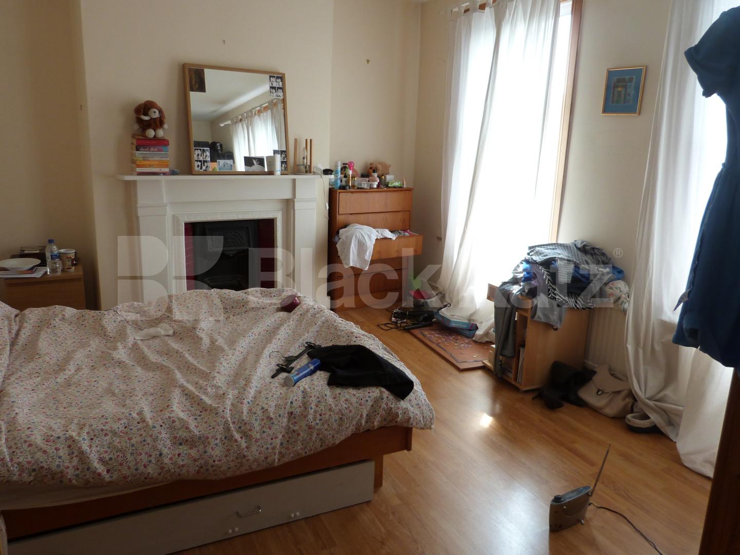 			NEW INSTRUCTION!!!, 2 Bedroom, 1 bath, 1 reception Flat			 Weston Park, Crouch End