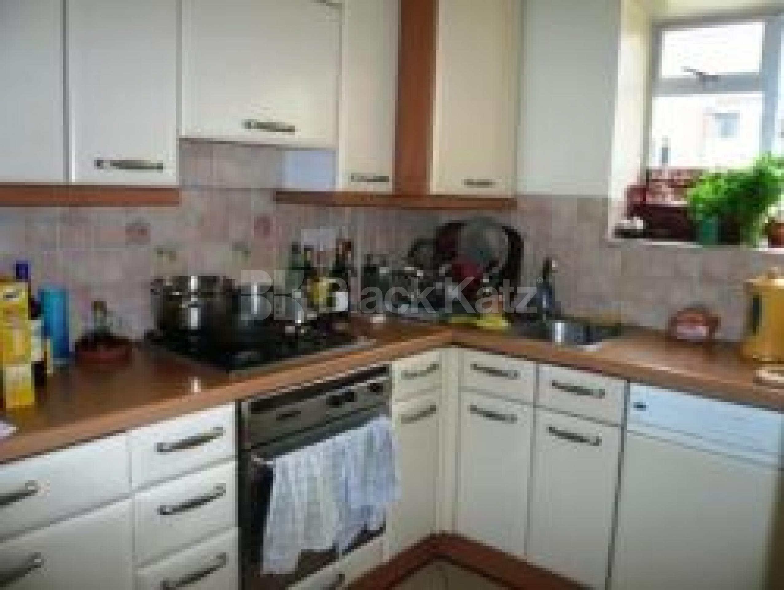 			1 Bedroom, 1 bath, 1 reception Flat			 New End, HAMPSTEAD NW3