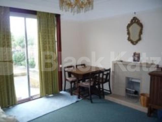 			Whole house!, 4 Bedroom, 1 bath, 1 reception House			 Park Avenue South, CROUCH END