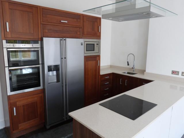 			Huge Private Garden, 1 Bedroom, 1 bath, 1 reception Flat			 Exeter Road, KILBURN/MAPESBURY