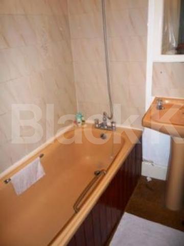 			2 Bedroom, 1 bath, 1 reception Flat			 Milton Road, Highgate