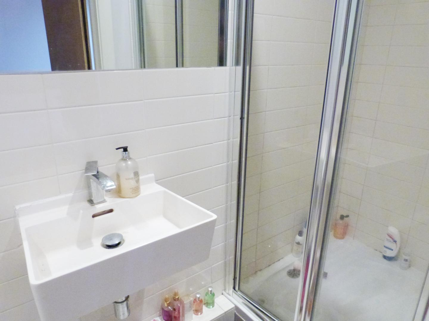 			NEW INSTRUCTION, 1 Bedroom, 1 bath, 1 reception Flat			 Buckland Crescent, BELSIZE PARK / SWISS COTTAGE