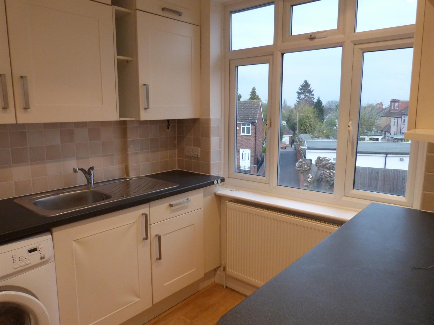 			1 Bedroom, 1 bath, 1 reception Flat			 Fairfield Crescent, EDGWARE