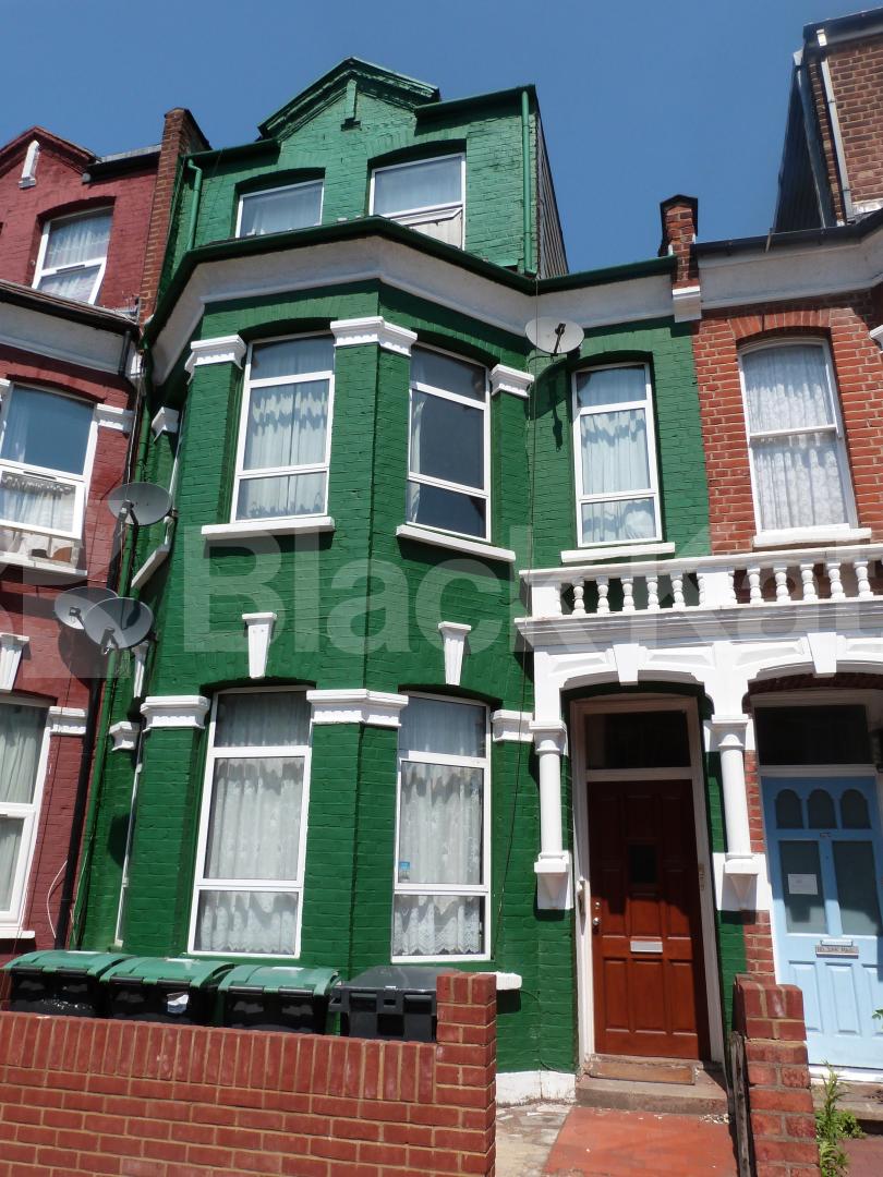 			GARDEN FLAT, 1 Bedroom, 1 bath, 1 reception Flat			 Hampden Road, Hornsey