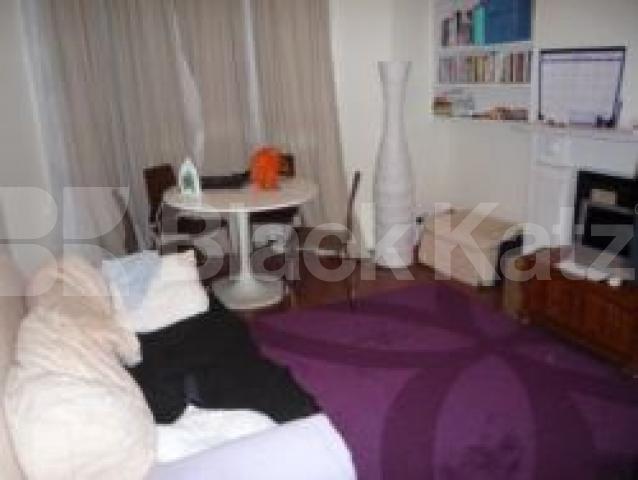 			LET!, 2 Bedroom, 1 bath, 1 reception Flat			 Lausanne Road, Turnpike Lane