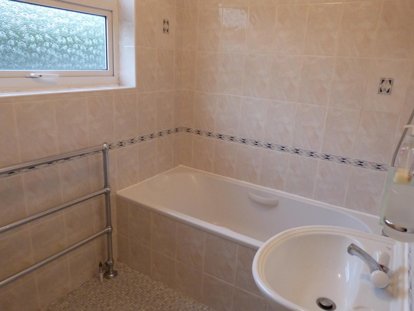 			1 Bedroom, 1 bath, 1 reception Flat			 Fairfield Crescent, EDGWARE