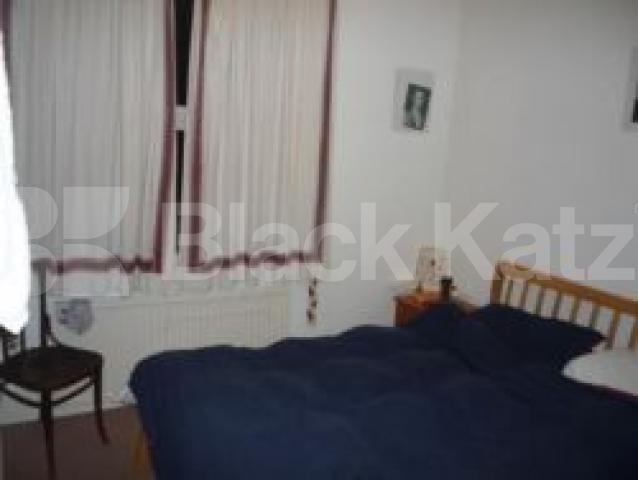 			2 Bedroom, 1 bath, 1 reception Flat			 Milton Road, Highgate