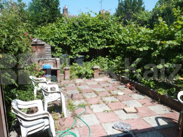 			GARDEN FLAT, 1 Bedroom, 1 bath, 1 reception Flat			 Hampden Road, Hornsey