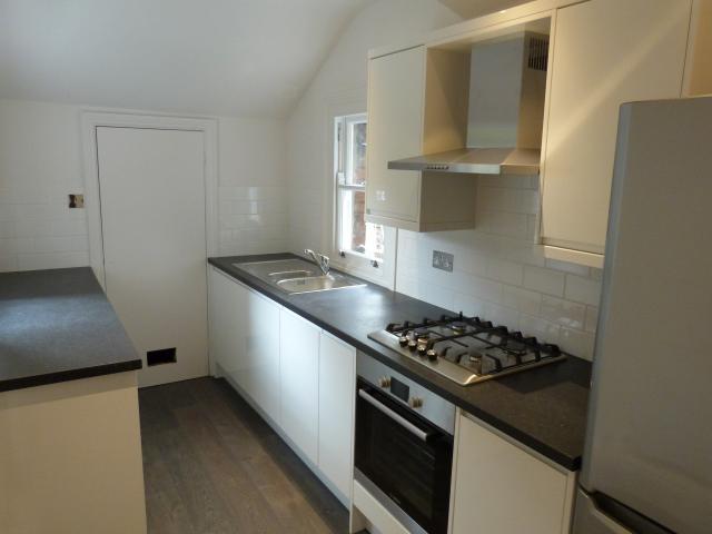 			2 Bedroom, 1 bath, 1 reception Flat			 Adamson Road, BELSIZE/SWISS COTTAGE