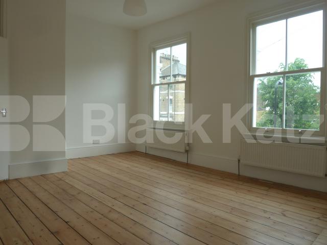 			New Instruction, 4 Bedroom, 1 bath, 1 reception House			 Brooke Road, STOKE NEWINGTON
