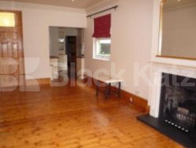 			LET!, 1 Bedroom, 1 bath, 1 reception Flat			 Bosworth Road, BOUNDS GREEN