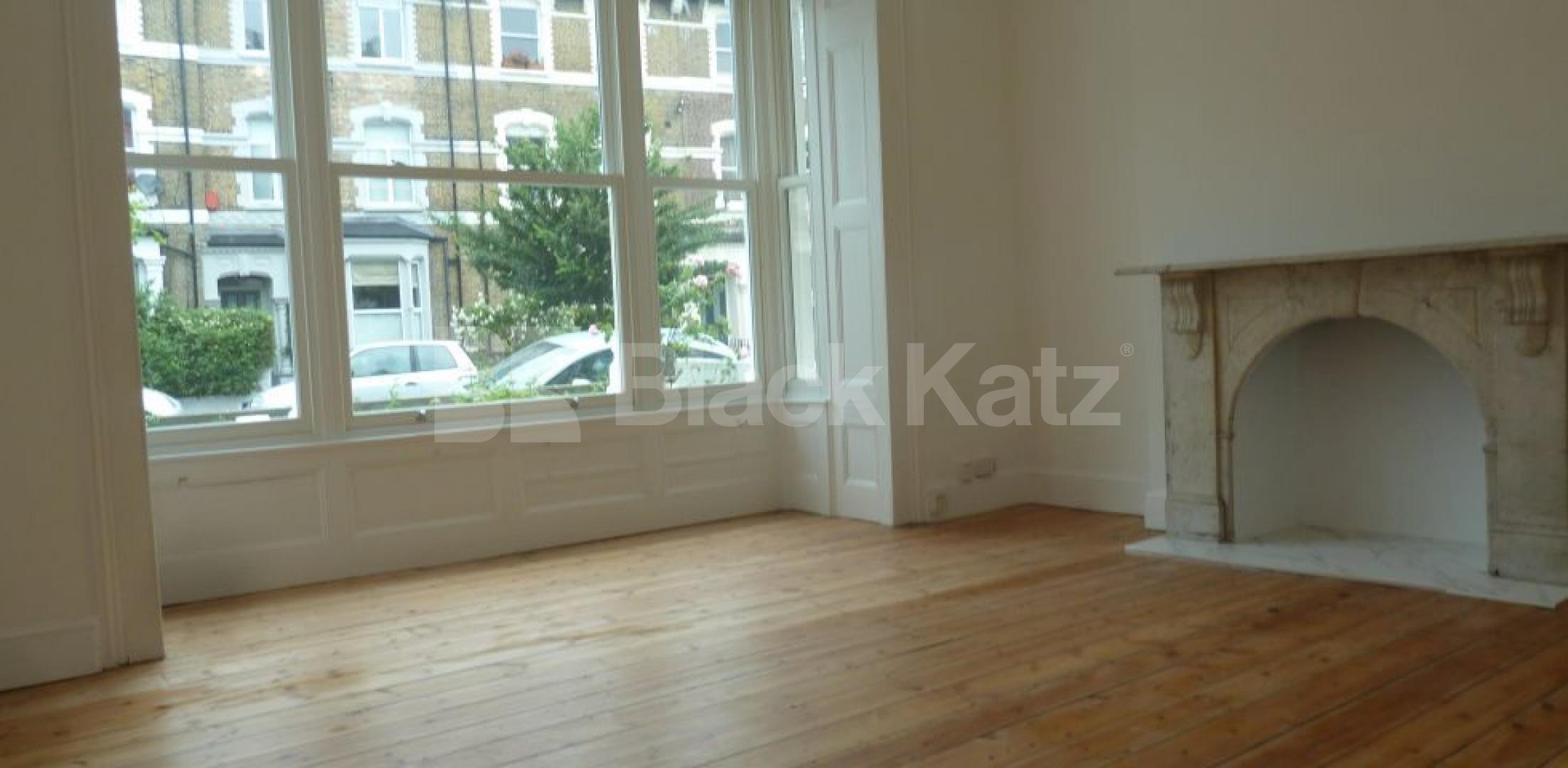 			STUNNING FOUR BEDROOM HOUSE, 5 Bedroom, 1 bath, 1 reception House			 Brooke Road, STOKE NEWINGTON
