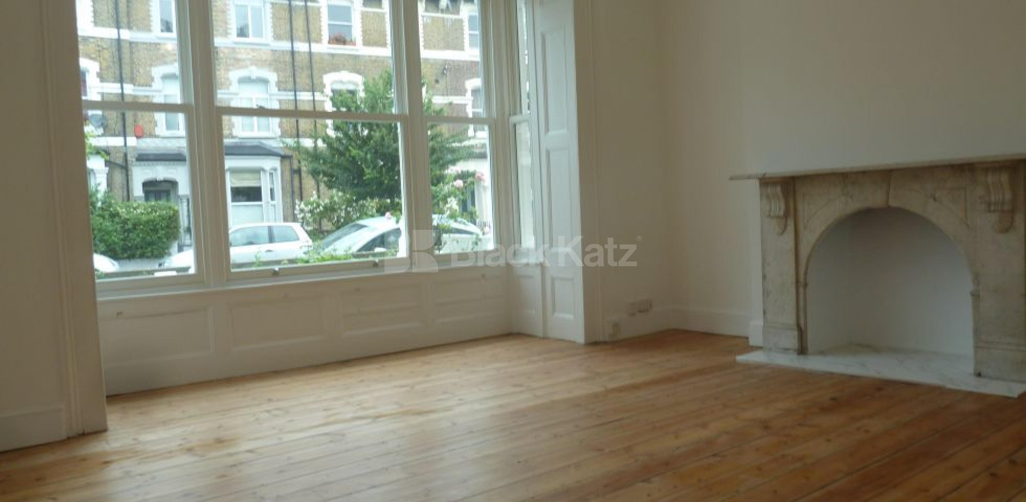 			STUNNING FOUR BEDROOM HOUSE, 5 Bedroom, 1 bath, 1 reception House			 Brooke Road, STOKE NEWINGTON N16