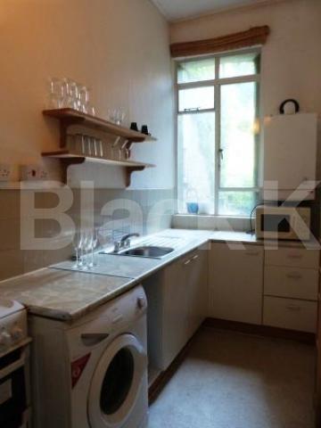 			MANSION BLOCK, 2 Bedroom, 1 bath, 1 reception Flat			 Hornsey Lane, Highgate