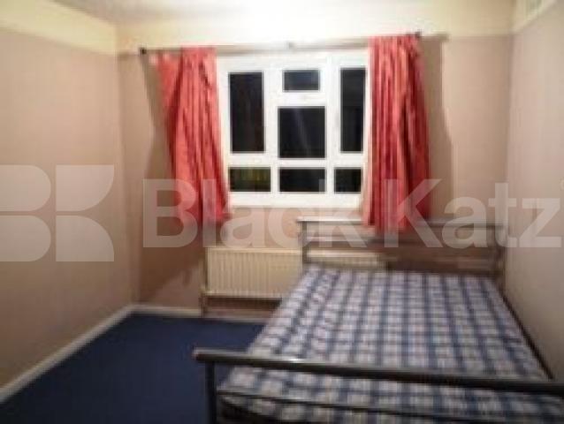 			3 Bedroom, 1 bath, 1 reception Flat			 Pymmes Brook House, MUSWELL HILL