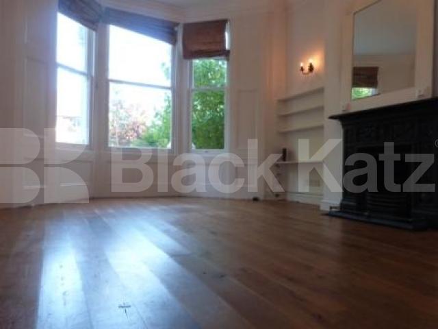 			Garden flat, 2 Bedroom, 1 bath, 1 reception Ground Floor Flat			 Middle Lane, CROUCH END