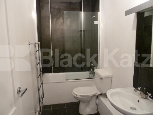 			1 Bedroom, 1 bath, 1 reception Flat			 Hartham Road, HILLMARTON CONSERVATION AREA