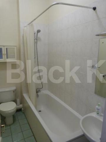 			Garden flat, 2 Bedroom, 1 bath, 1 reception Ground Floor Flat			 Middle Lane, CROUCH END