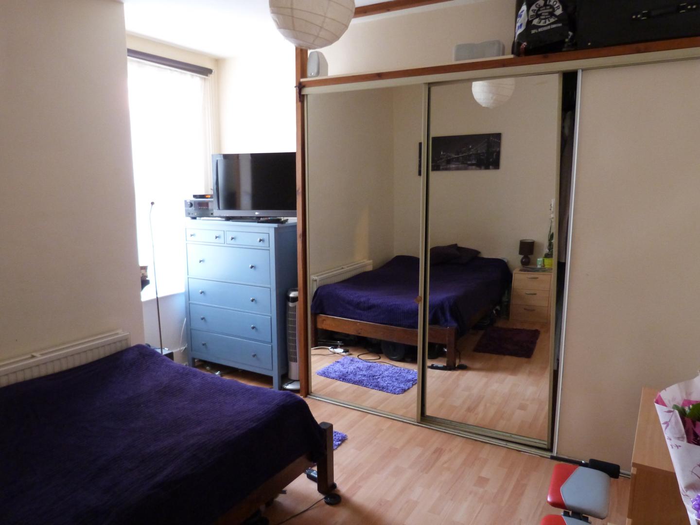 			2 Bedroom, 1 bath, 1 reception Flat			 Denzil Road, DOLLIS HILL