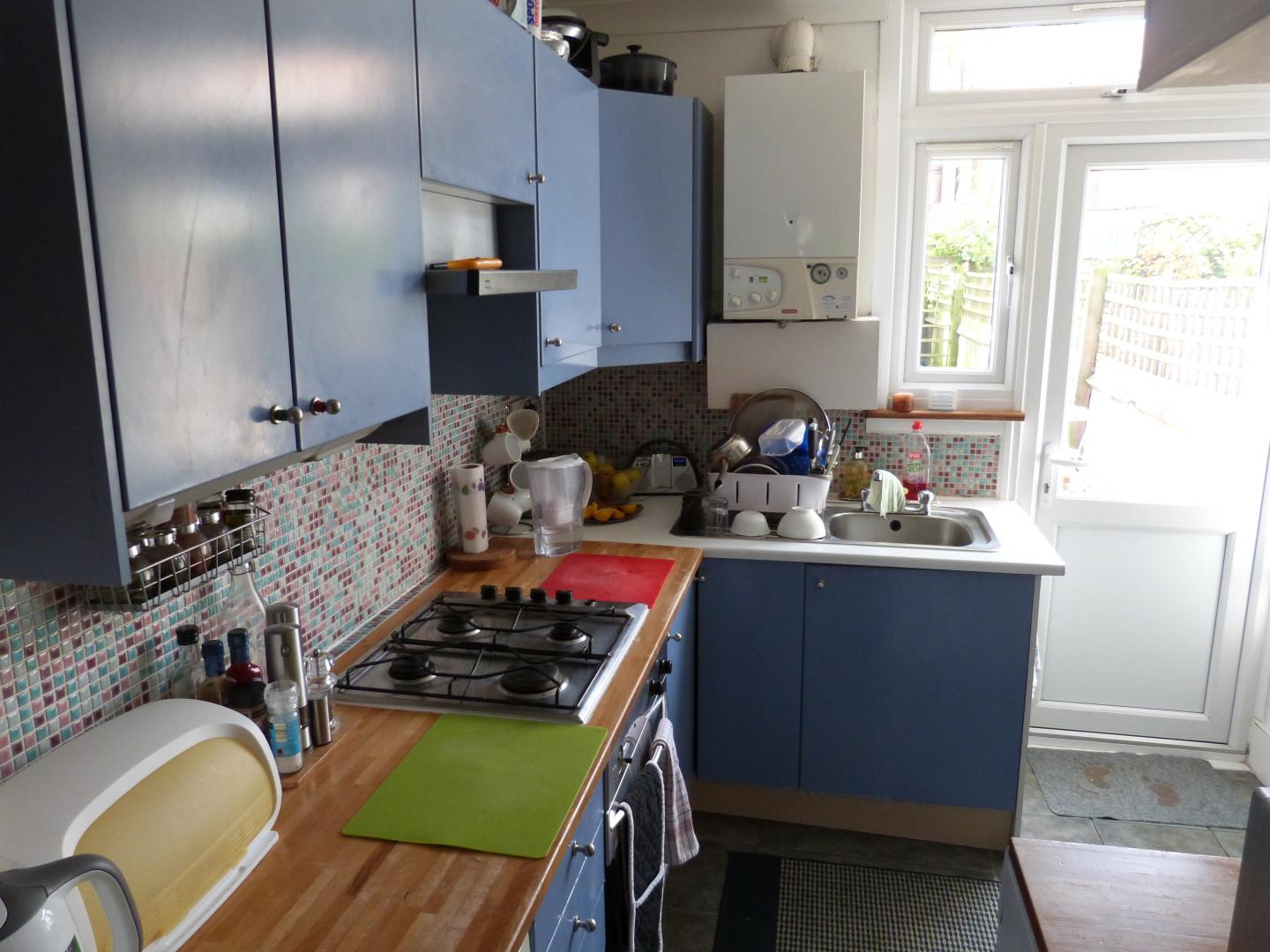 			2 Bedroom, 1 bath, 1 reception Flat			 Denzil Road, DOLLIS HILL