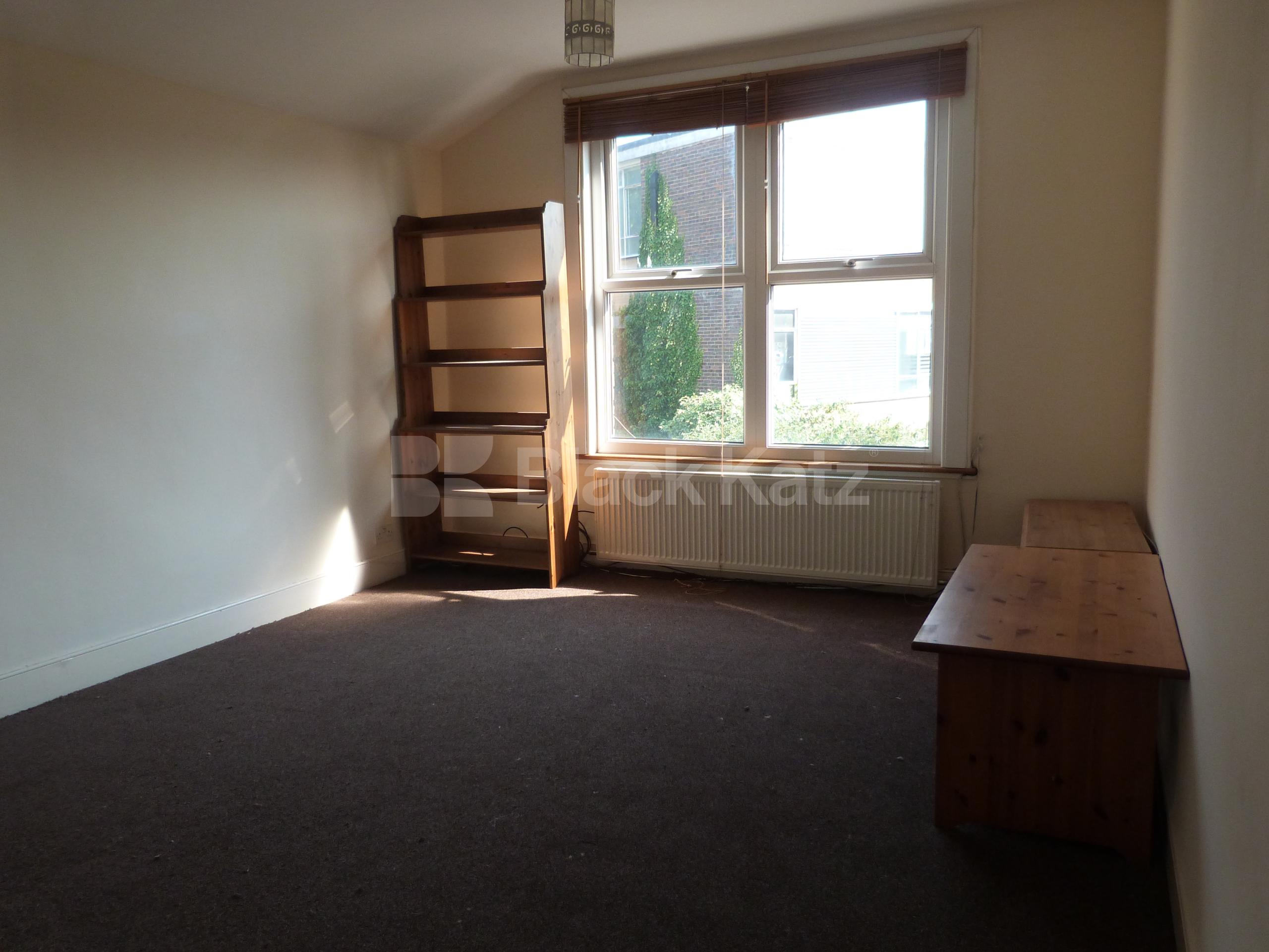 			1 Bedroom, 1 bath, 1 reception Flat			 Elder Avenue, Crouch End N8