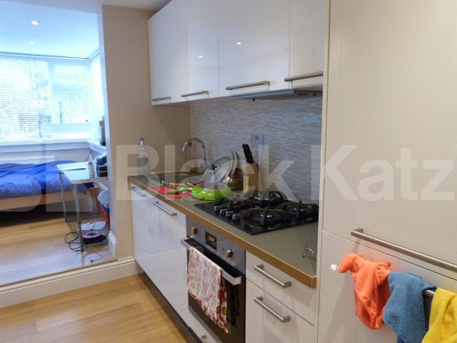 			Fantastic Studio !, Studio Apartment, 1 bath, 1 reception Apartment			 Loveridge Road, West Hampstead