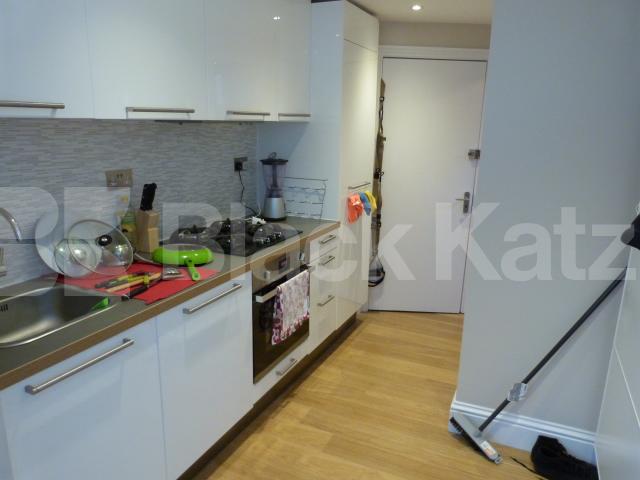 			Fantastic Studio !, Studio Apartment, 1 bath, 1 reception Apartment			 Loveridge Road, West Hampstead