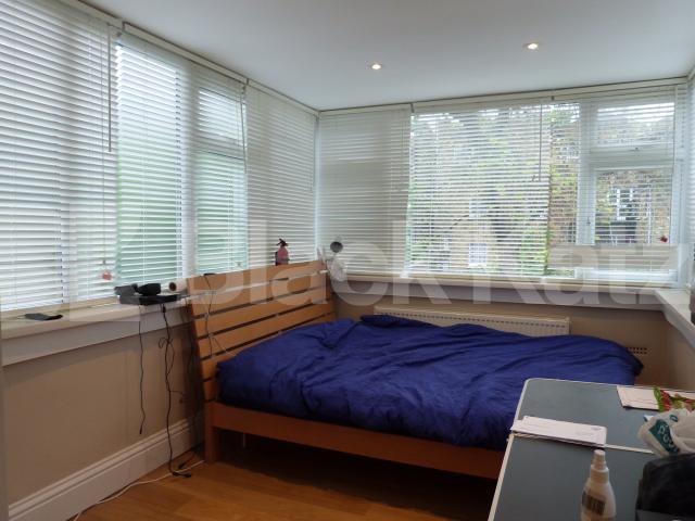 			Fantastic Studio !, Studio Apartment, 1 bath, 1 reception Apartment			 Loveridge Road, West Hampstead