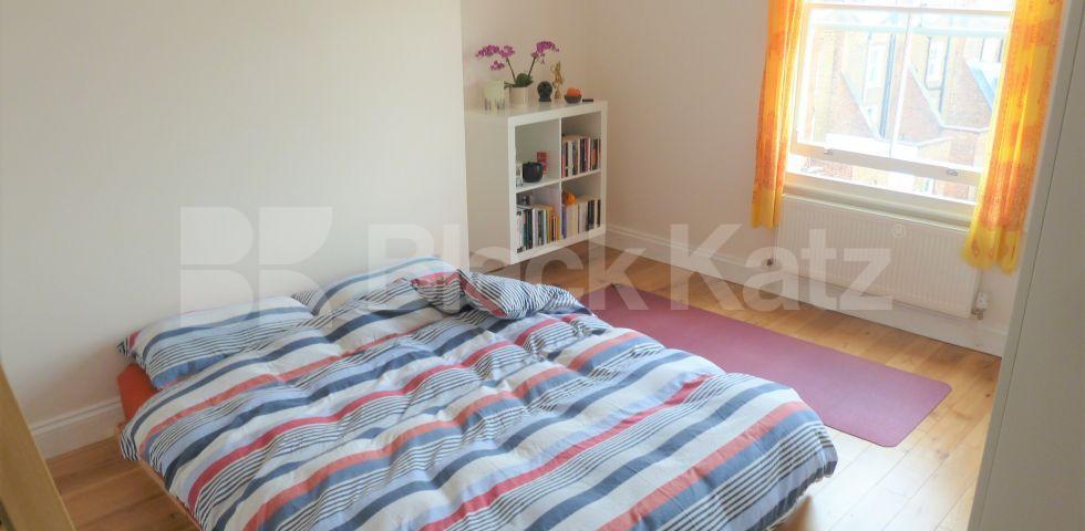 			STUNNING 2 BEDROOM MANSION BLOCK APARTMENT, 2 Bedroom, 1 bath, 1 reception Flat			 Cloudesley Mansions, Cloudesley Place , ANGEL-ISLINGTON-BARNSBURY