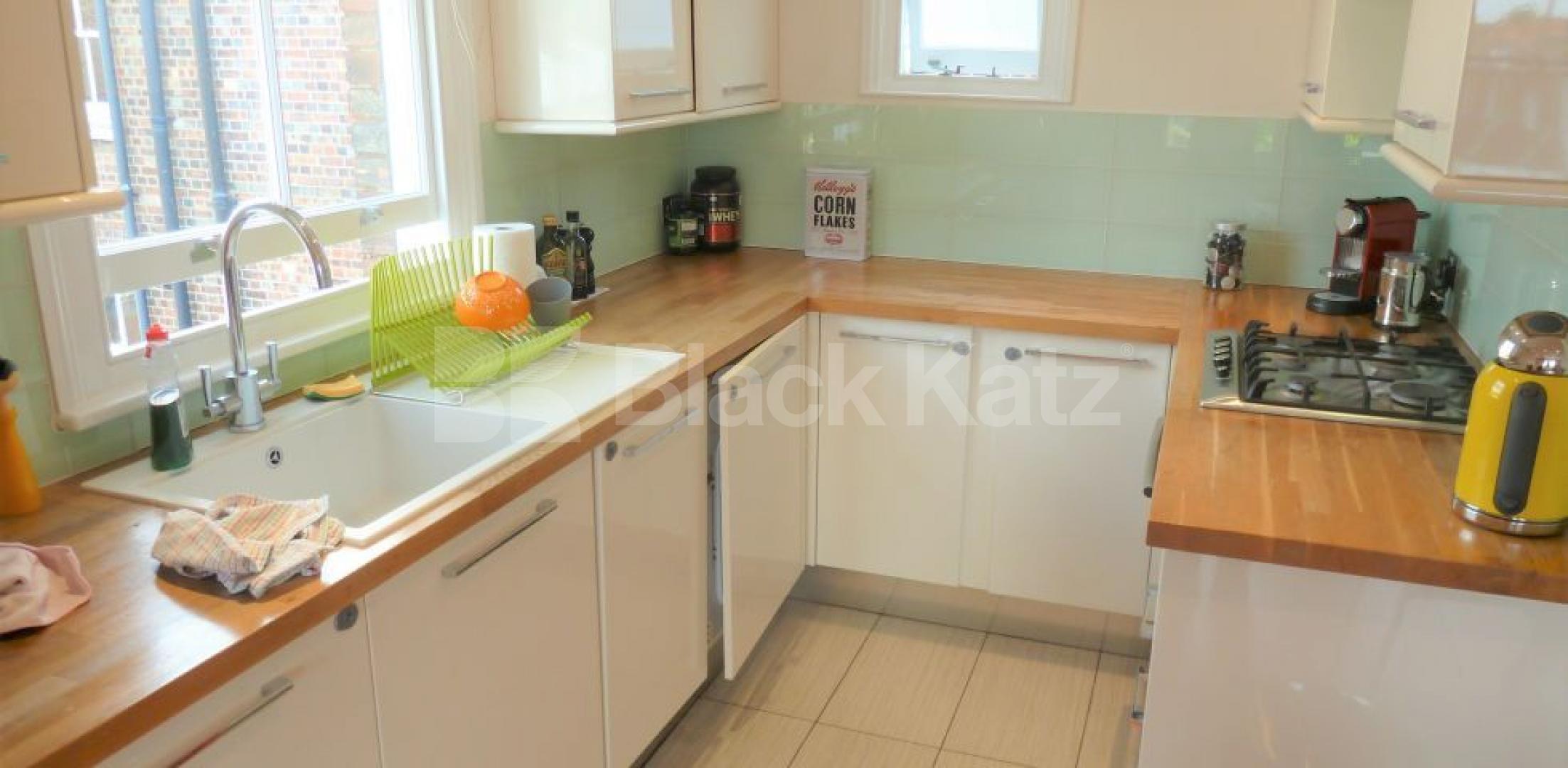 			STUNNING 2 BEDROOM MANSION BLOCK APARTMENT, 2 Bedroom, 1 bath, 1 reception Flat			 Cloudesley Mansions, Cloudesley Place , ANGEL-ISLINGTON-BARNSBURY