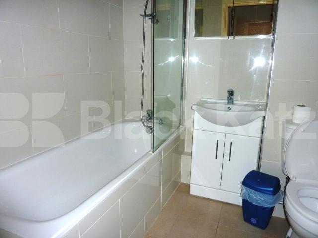 			PORTERED PRIVATE DEVELOPMENT!, 1 Bedroom, 1 bath, 1 reception Flat			 Stuart Tower, MAIDA VALE