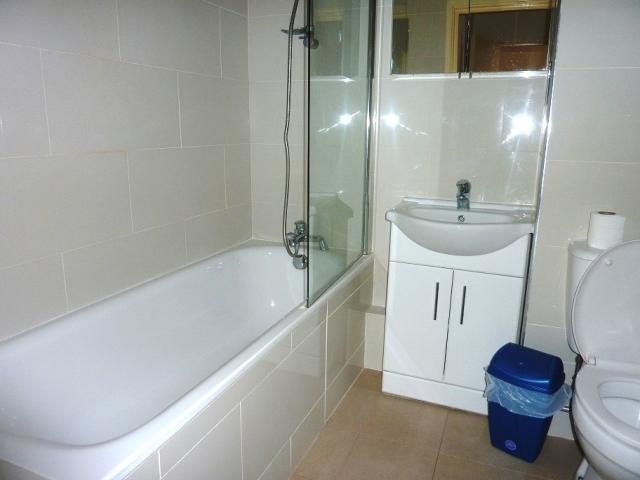 			PORTERED BLOCK, 1 Bedroom, 1 bath, 1 reception Flat			 Maida Vale, MAIDA VALE