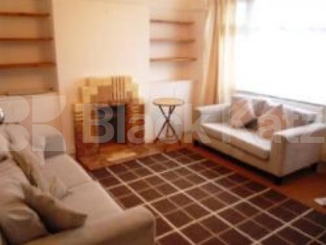 			2 Bedroom, 1 bath, 1 reception Maisonette			 Alexandra Road, MUSWELL HILL N10