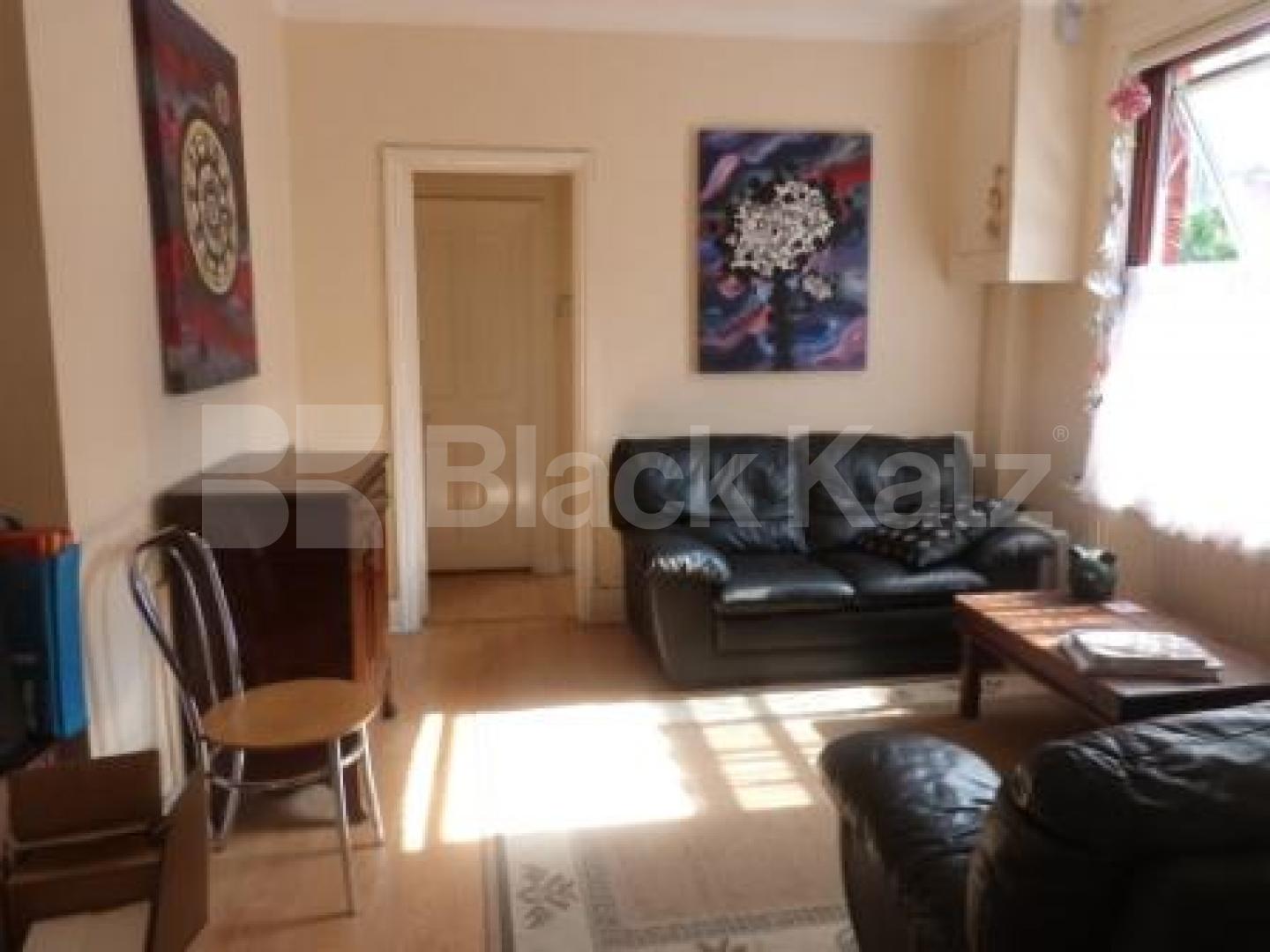 			3 Bedroom, 1 bath, 1 reception Flat			 Vartry Road, Seven Sisters