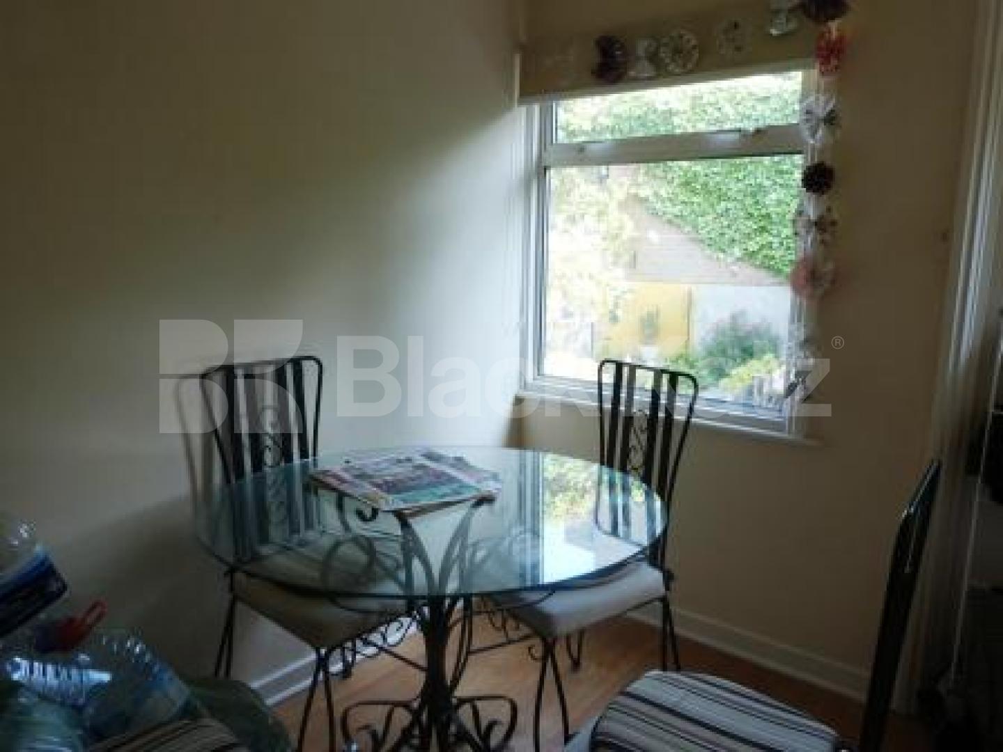 			3 Bedroom, 1 bath, 1 reception Flat			 Vartry Road, Seven Sisters
