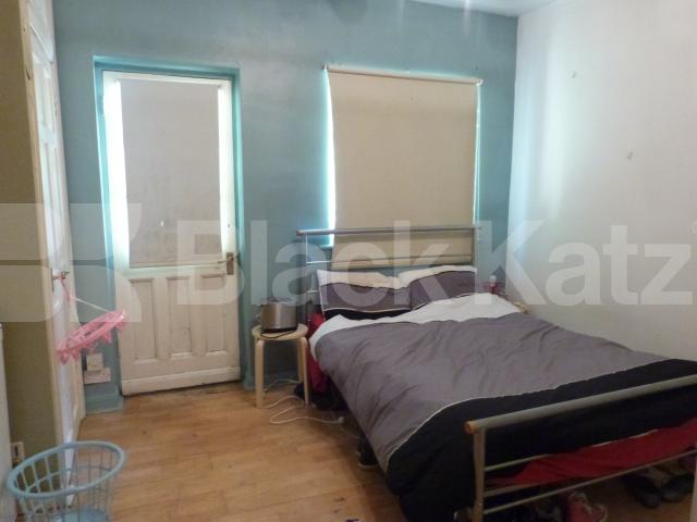 			Seconds from Muswell Hill Broadway!, Studio Apartment, 1 bath, 1 reception Flat			 Muswell Hill, MUSWELL HILL