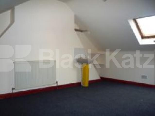 			5 Bedroom, 1 bath, 1 reception House			 Waldegrave Road, Turnpike Lane