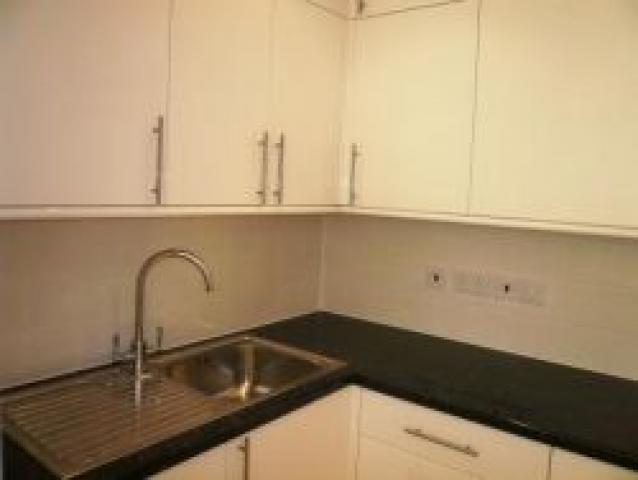 			1 Bedroom, 1 bath, 1 reception Flat			 Parliament Hill, HAMPSTEAD HEATH/BELSIZE