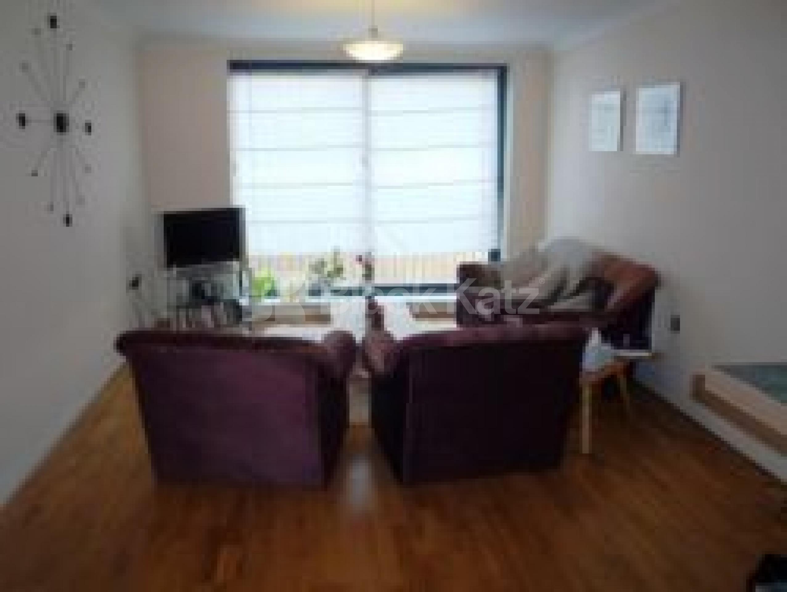 			2 Bedroom, 1 bath, 1 reception Flat			 North Point, CROUCH END N8