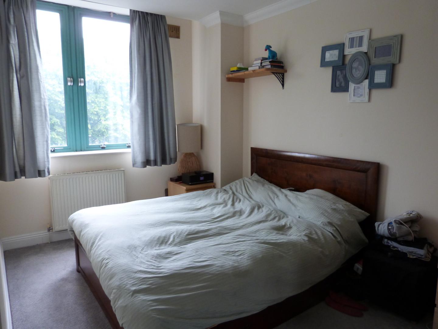 			Includes swimming pool and gym!, 2 Bedroom, 1 bath, 1 reception Flat			 Jubilee Heights, KILBURN