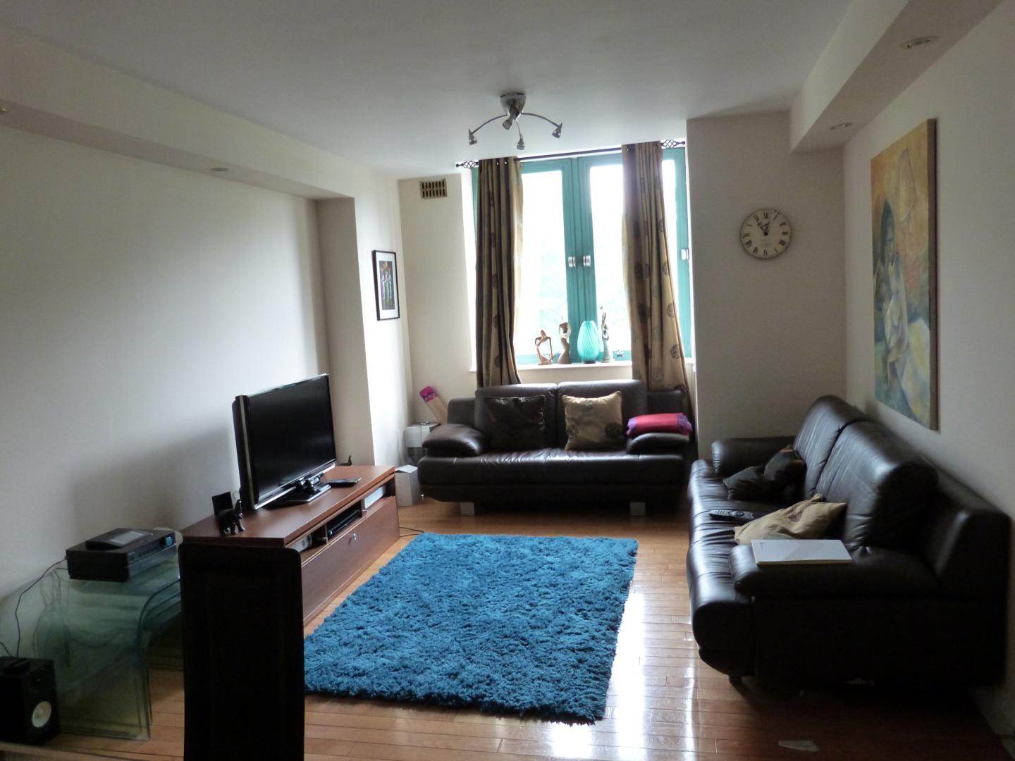			Includes swimming pool and gym!, 2 Bedroom, 1 bath, 1 reception Flat			 Jubilee Heights, KILBURN