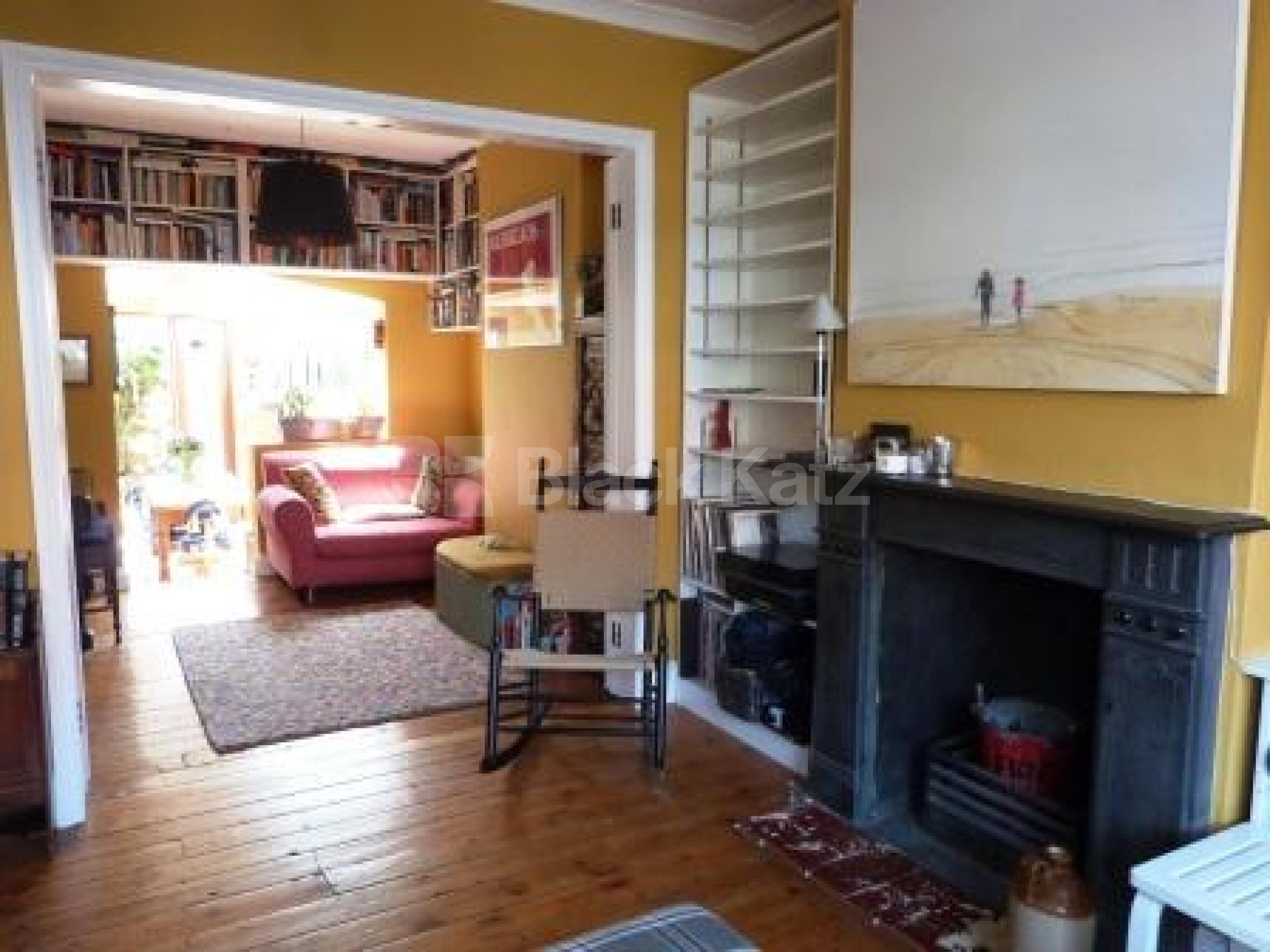 			5 Bedroom, 1 bath, 1 reception House			 North View Road, Hornsey N8