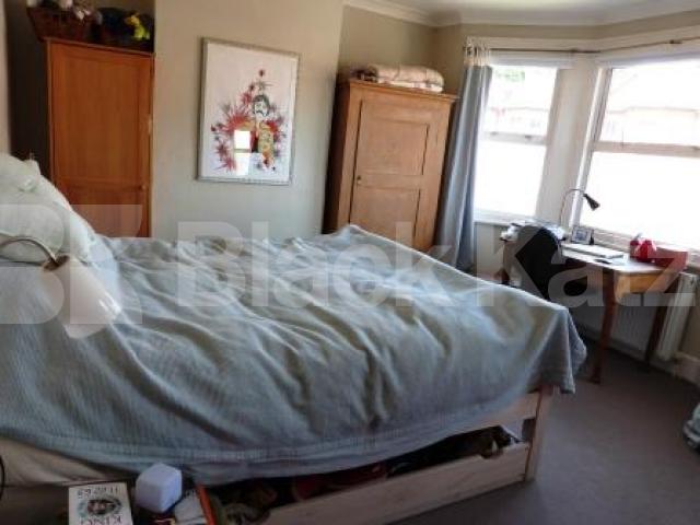 			5 Bedroom, 1 bath, 1 reception House			 North View Road, Hornsey