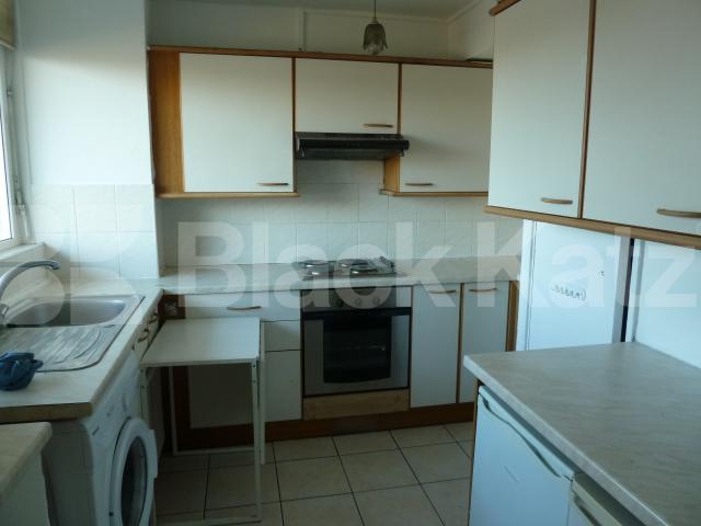 			New Instruction, 3 Bedroom, 1 bath, 1 reception Flat			 Key Close, BETHNAL GREEN/ WHITECHAPEL