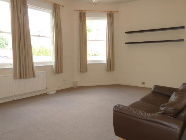 			Private Garden, 2 Bedroom, 1 bath, 1 reception Flat			 Keslake Road, QUEENS PARK