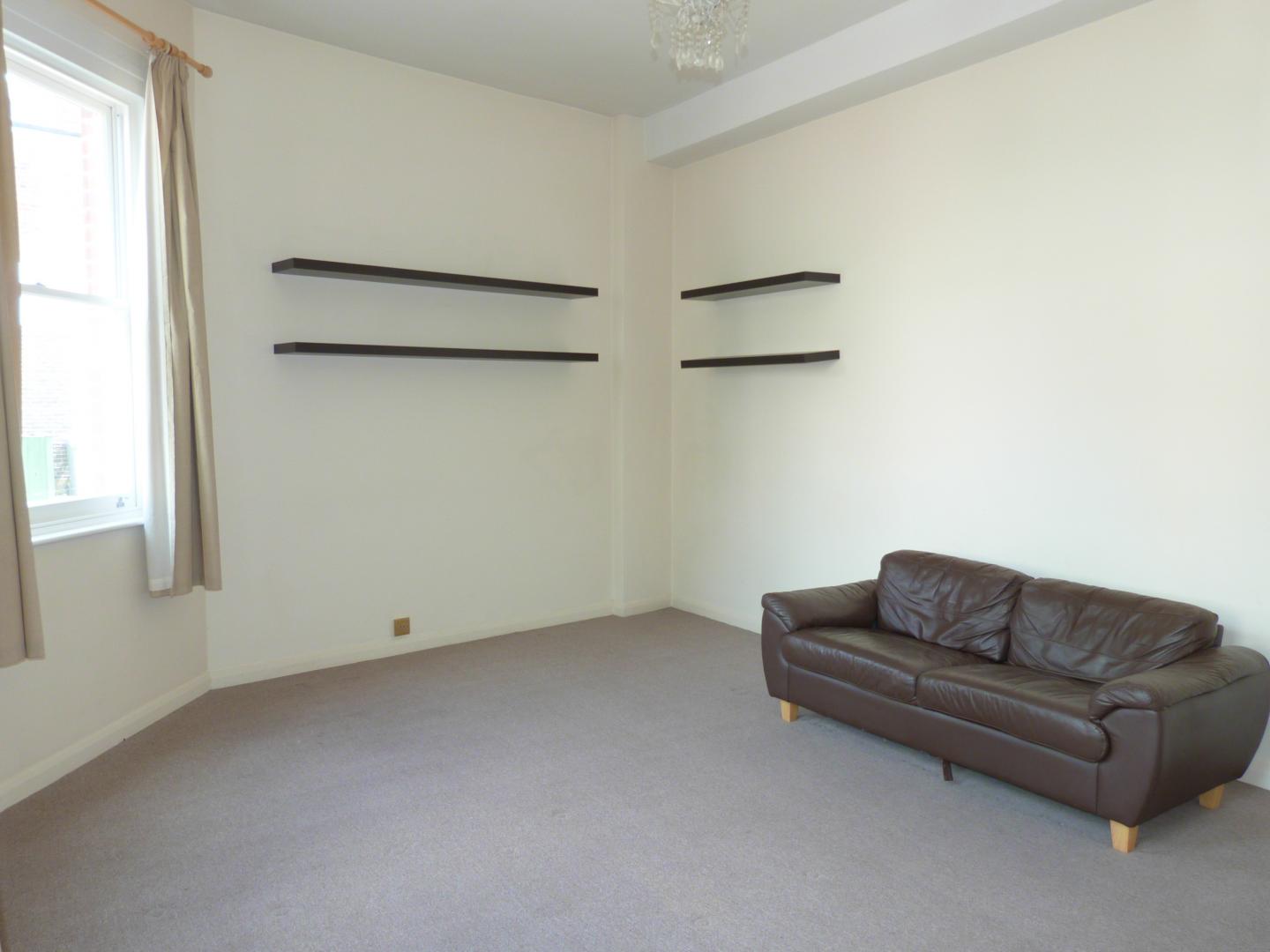 			Private Garden, 2 Bedroom, 1 bath, 1 reception Flat			 Keslake Road, QUEENS PARK