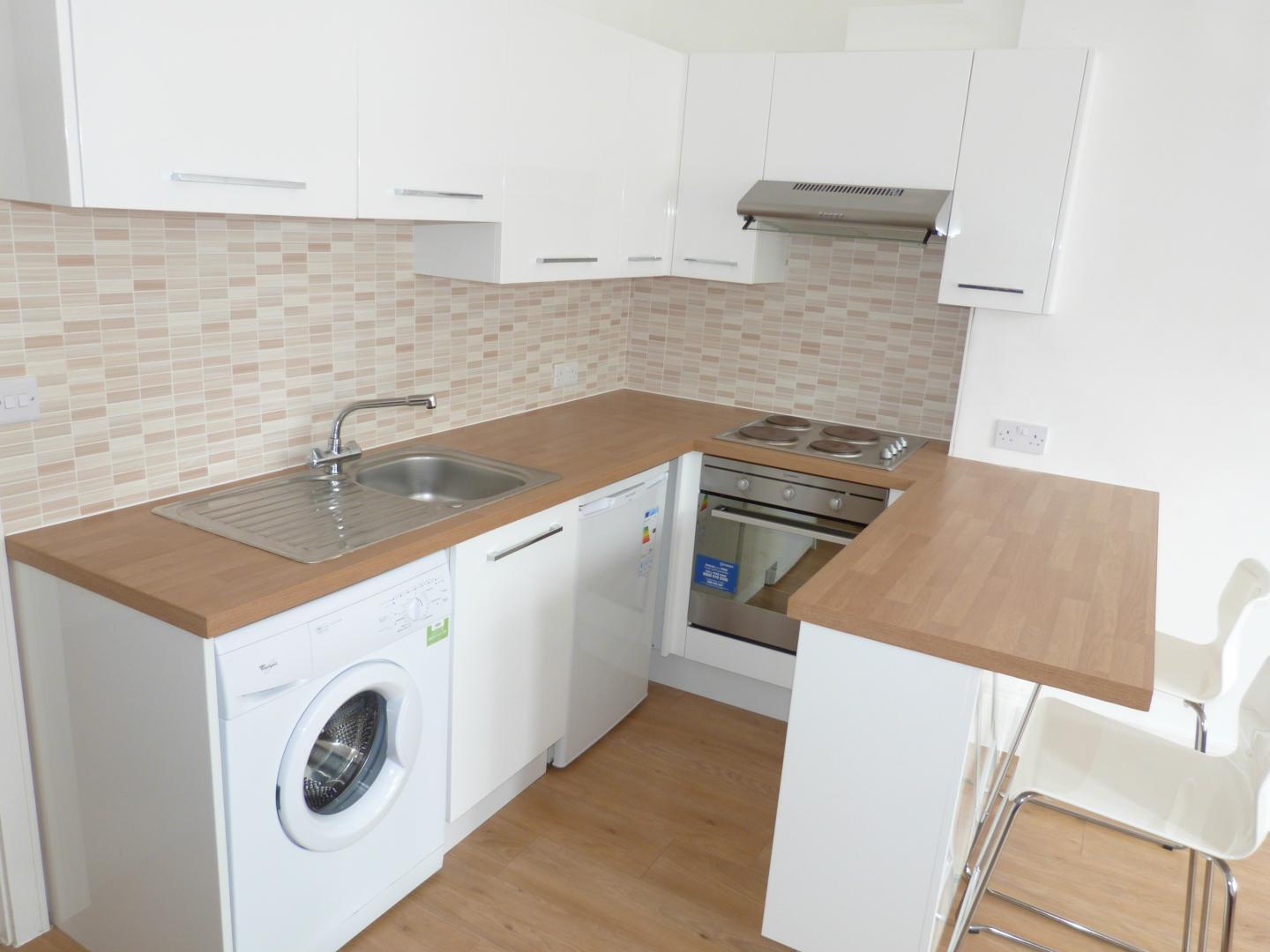 			2 Bedroom, 1 bath, 1 reception Flat			 Sherriff Road, WEST HAMPSTEAD